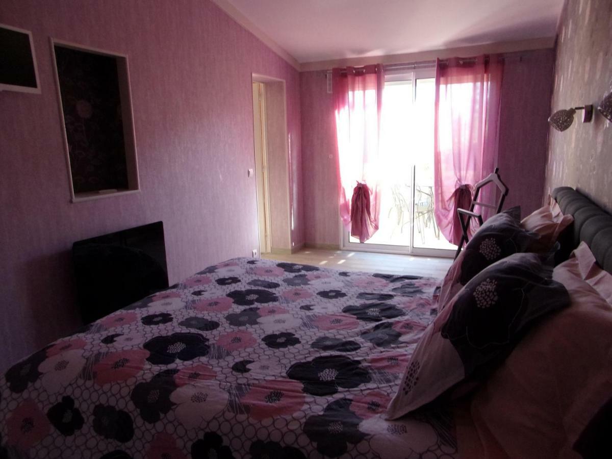19 Rue Du Cadran Διαμέρισμα Montmorillon Εξωτερικό φωτογραφία